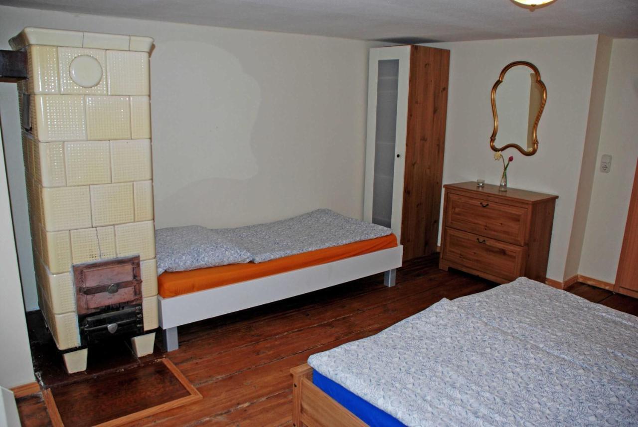 Ferienwohnungen Im Gutshaus Gnies Екстериор снимка