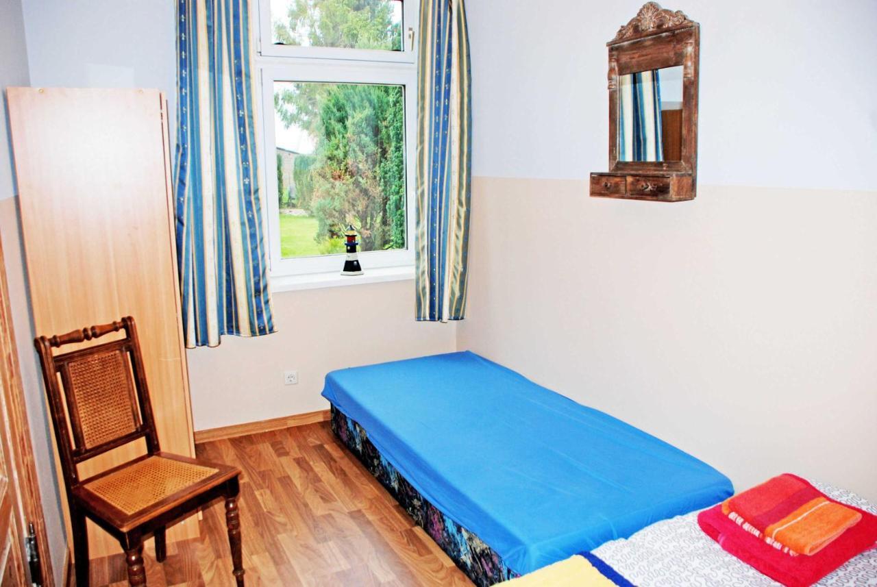 Ferienwohnungen Im Gutshaus Gnies Екстериор снимка